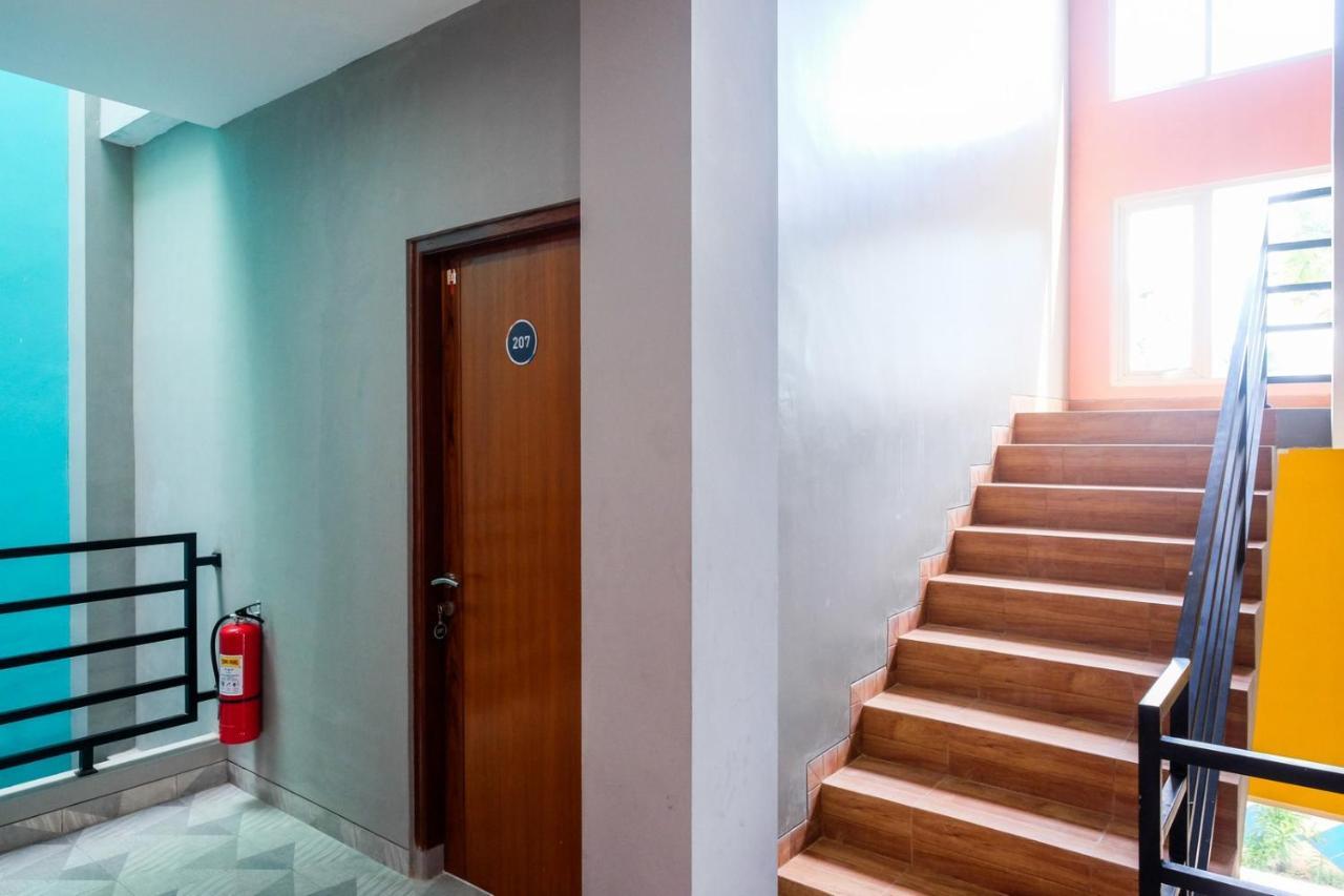 Sans Hotel Fourth Loft Solo Ngoại thất bức ảnh
